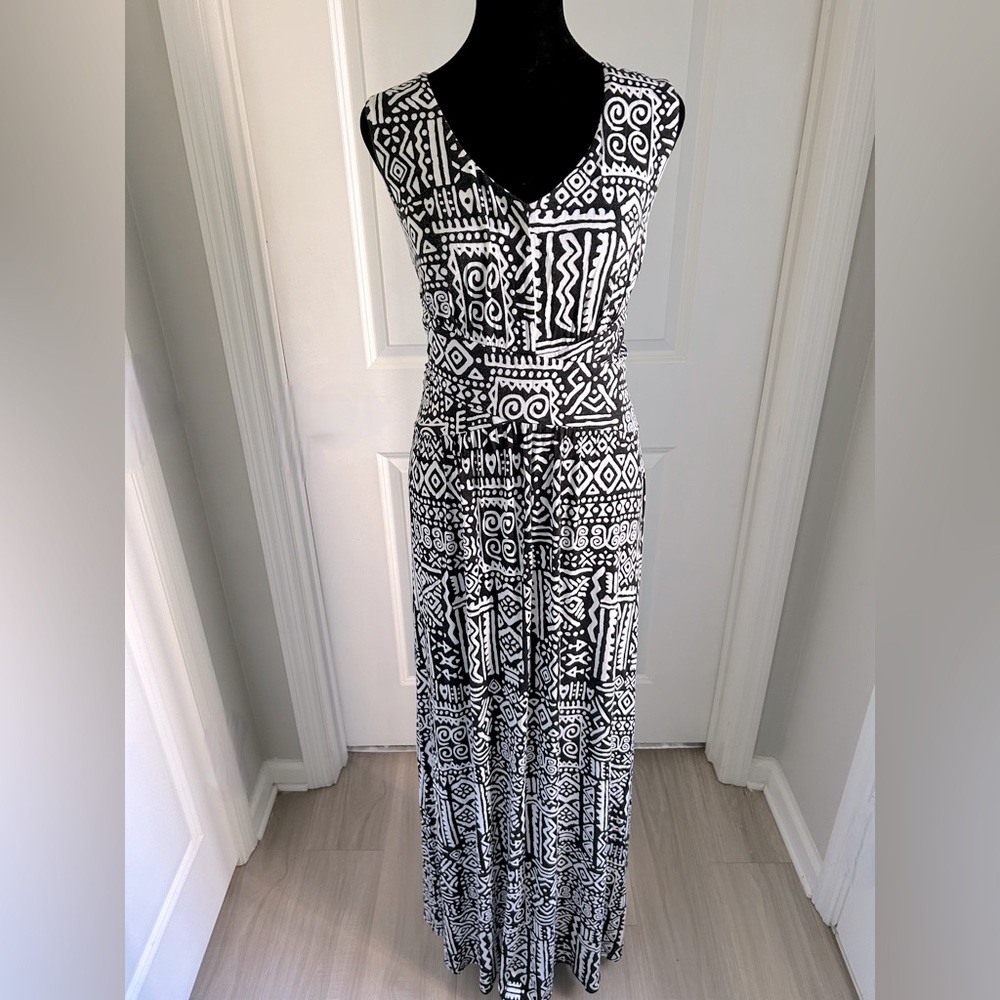 Black & White Print Sleeveless Maxi Dress Size L